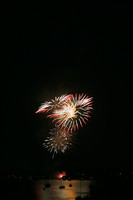 8124 July 4th fireworks 2006