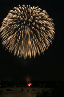 8134 July 4th fireworks 2006