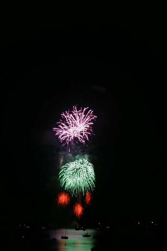 8182 July 4th fireworks 2006