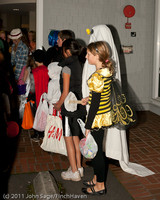 6339 Halloween on Vashon 2011