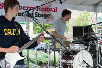 0786 Party Fowl at Concert Stage Sunday 2011
