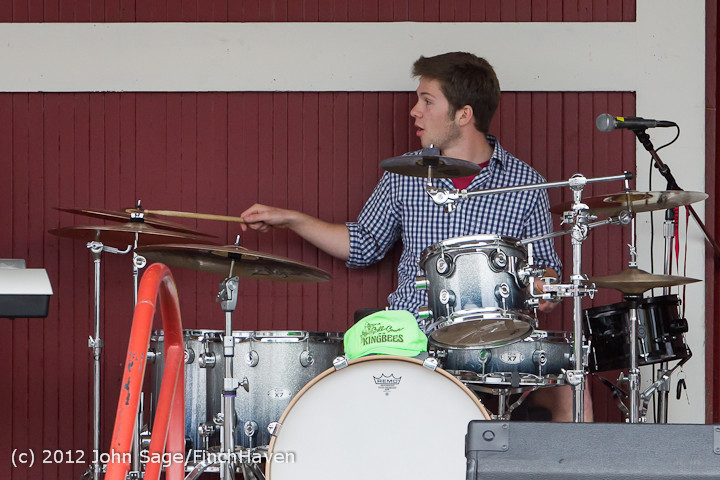 1542 Blueberry Frousting at Pandoras Box 2012